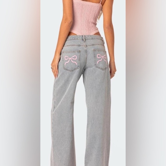 edikted PacSun light wash mid rise wide-leg jeans w/ pink bows; size M - Picture 1 of 7